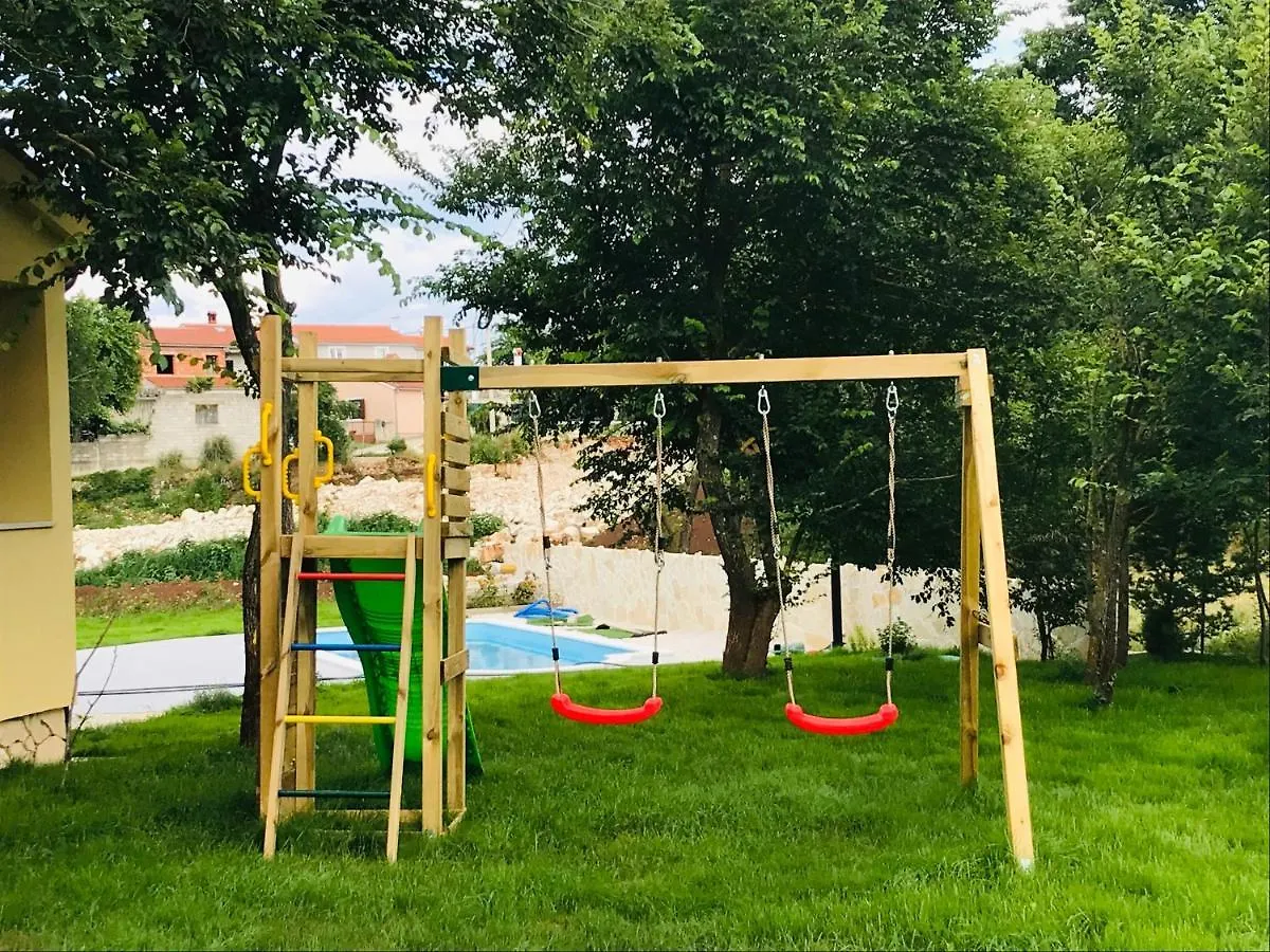 Villa Savey - Heated Pool Sivati 0*,  Κροατία