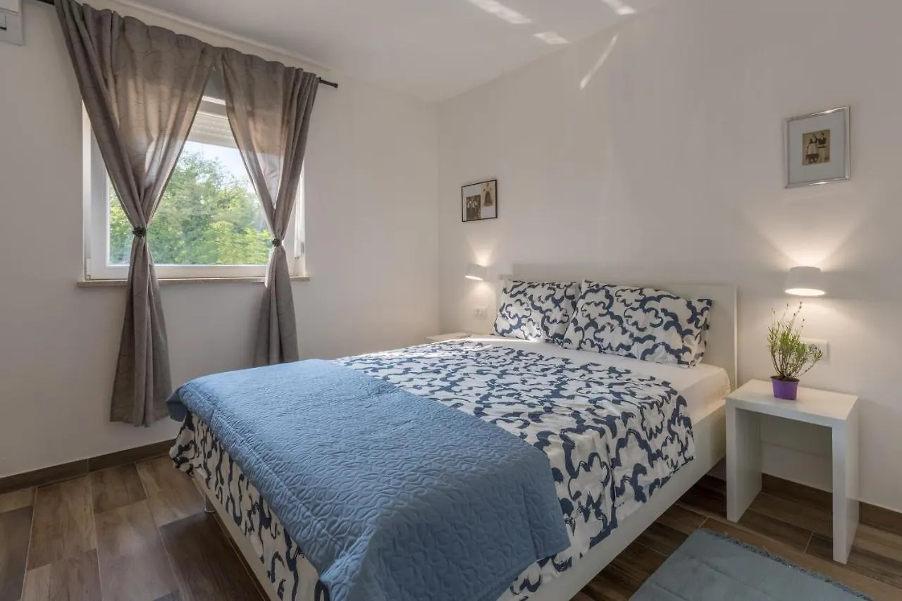 Villa Savey - Heated Pool Sivati