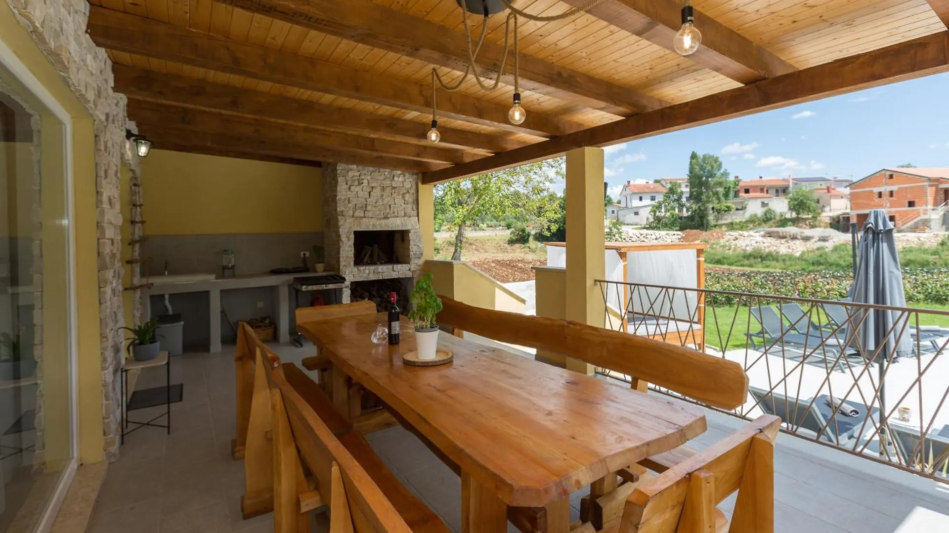 Villa Savey - Heated Pool Sivati