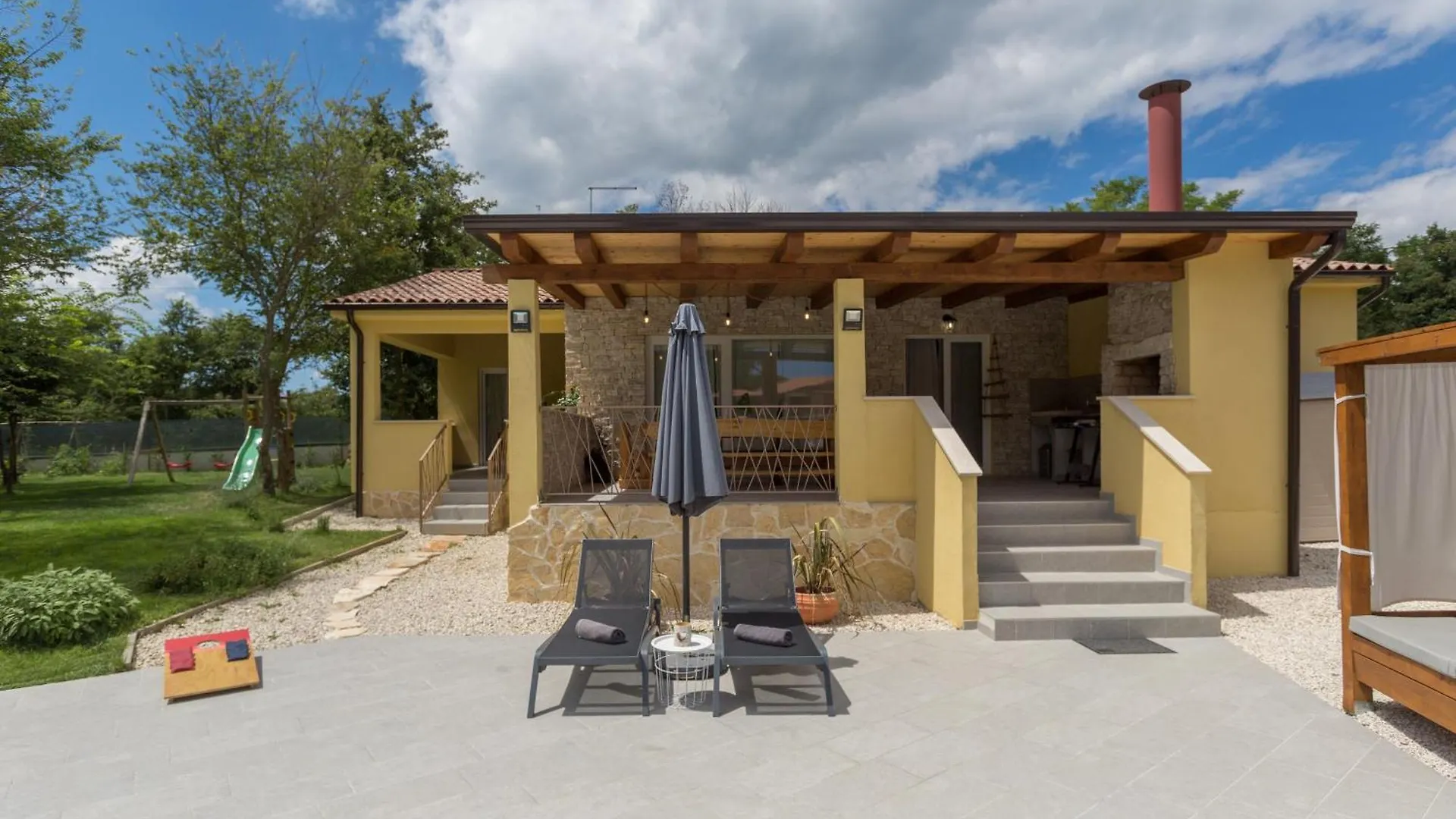 Villa Savey - Heated Pool Sivati